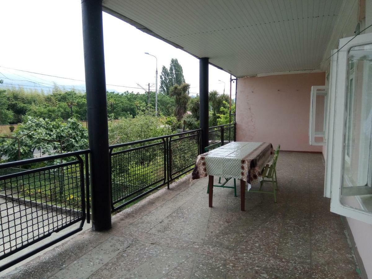 Julia Guest House Kobuleti Exteriér fotografie
